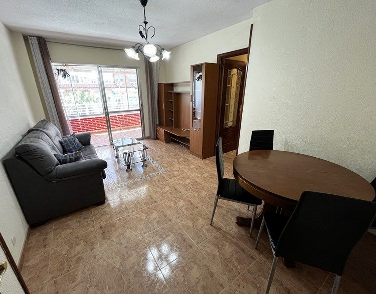 Living room of Flat to rent in Móstoles  with Heating, Parquet flooring and Terrace