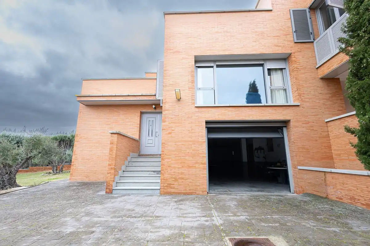 Chalet con terraza en venta en Calle Begonia, imagen 42