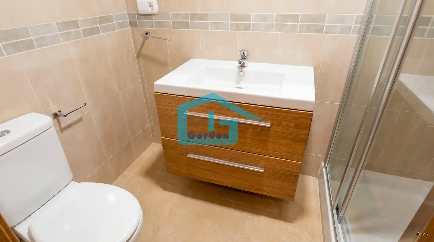 Bathroom of Duplexes for sale in Ribadumia  with Parquet flooring