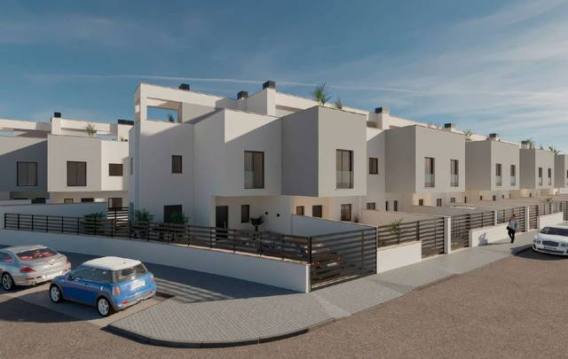 Casa-adosada en Venta en Calle Alba, 9 en V Centenario - Piletas - Capuchinos