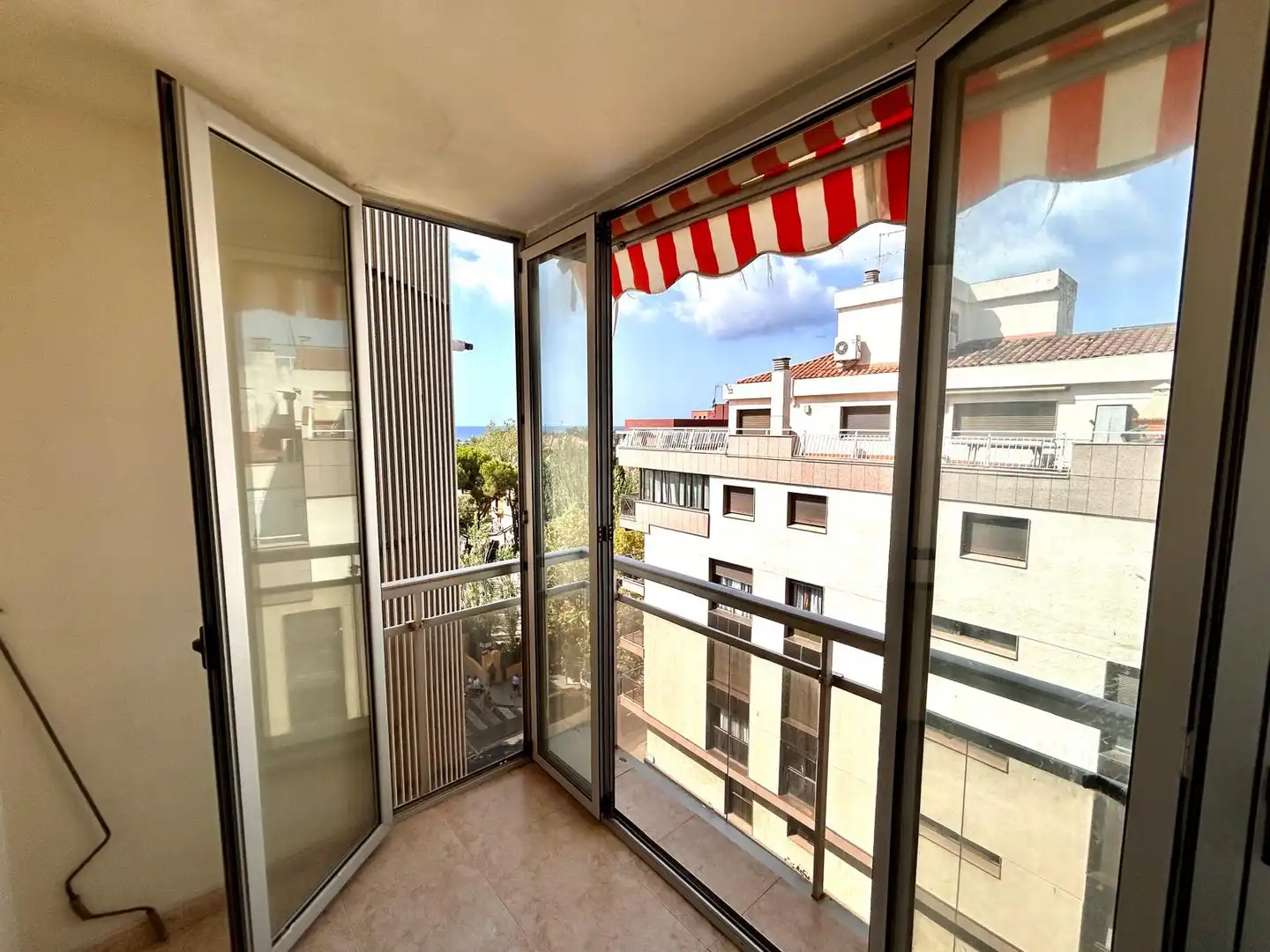Flat with terrace for sale in Carrer de les Illes Balears, imagen 7