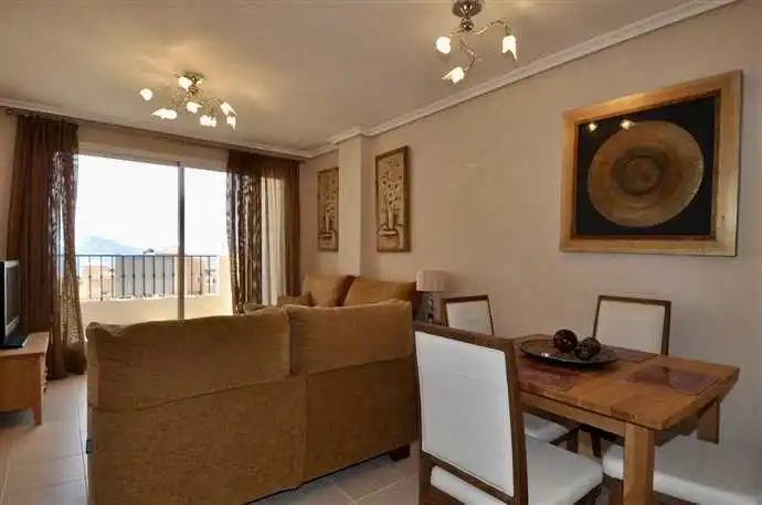 Sala d'estar de Apartament en venda en Calpe / Calp amb Aire condicionat, Calefacció i Jardí privat
