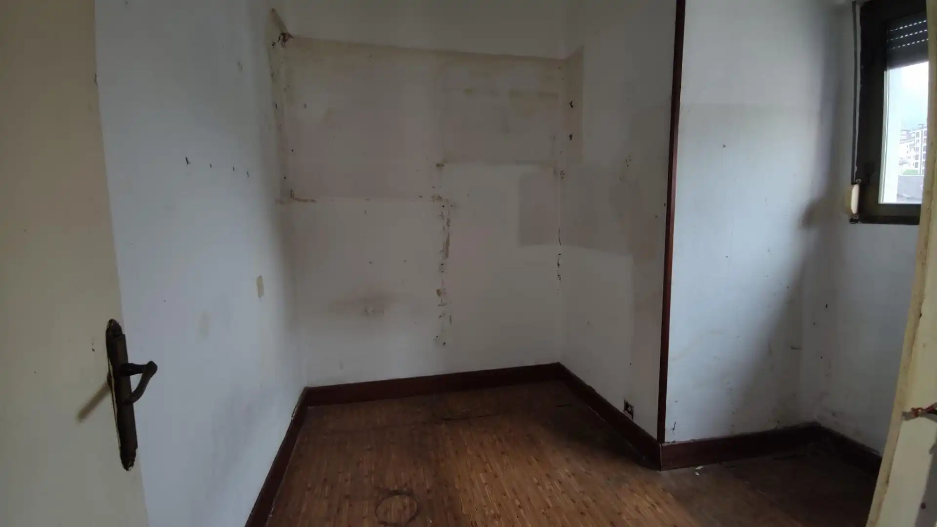Piso en venta en Eibar con Calefacción y Balcón