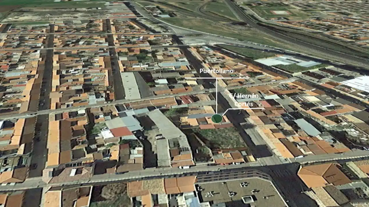 Rustikales Grundstück zum Verkauf in C/ Hernán Cortés, imagen 4