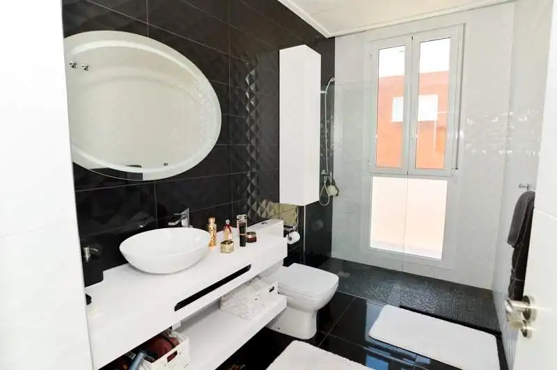Chalet con piscina en venta en Gran Alacant, imagen 9