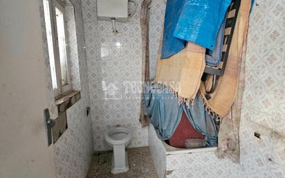 Bathroom of Single-family semi-detached for sale in  Almería Capital