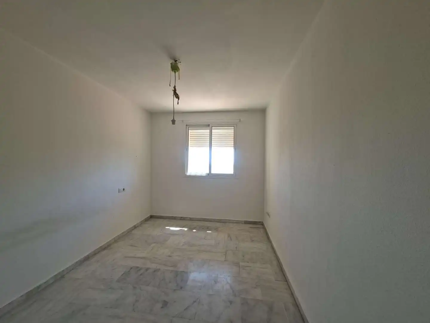 Dormitori de Casa adosada en venda en Benalmádena amb Aire condicionat, Terrassa i Traster