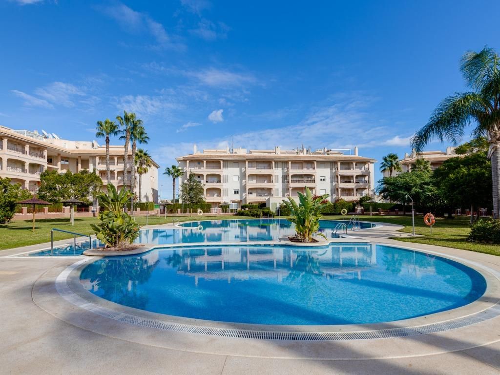 Piscina de Apartamento en venta en Orihuela