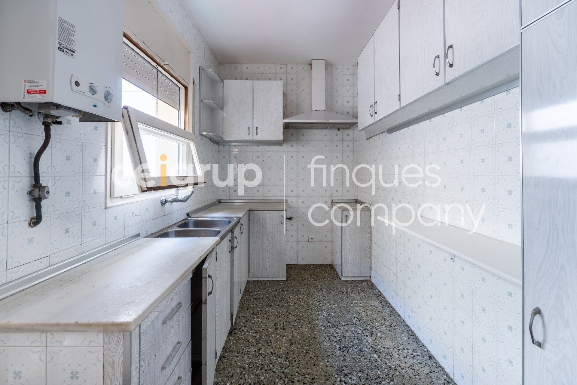 House or chalet for sale in Centre