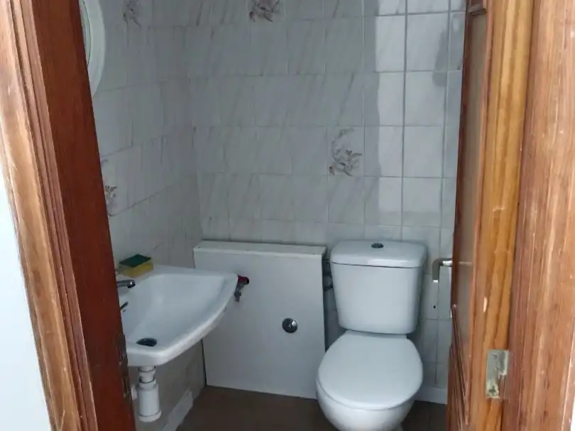 Baño de Local en venta en Arona con Aire acondicionado y Alarma