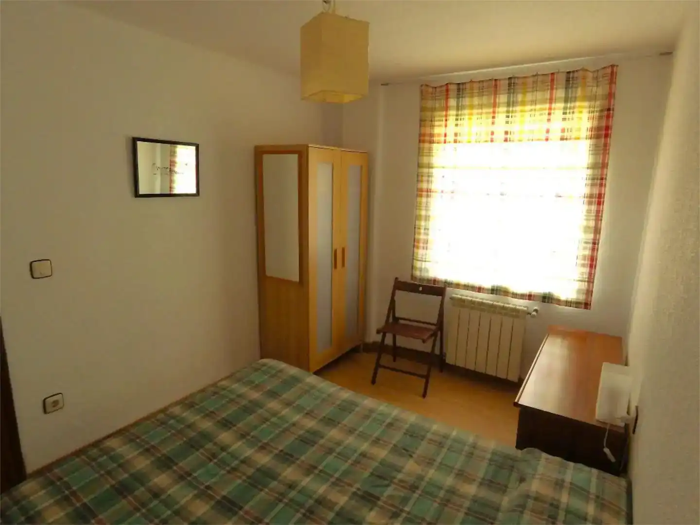 Habitación de Piso en venta en Aliaga con Parquet, Amueblado y Balcón