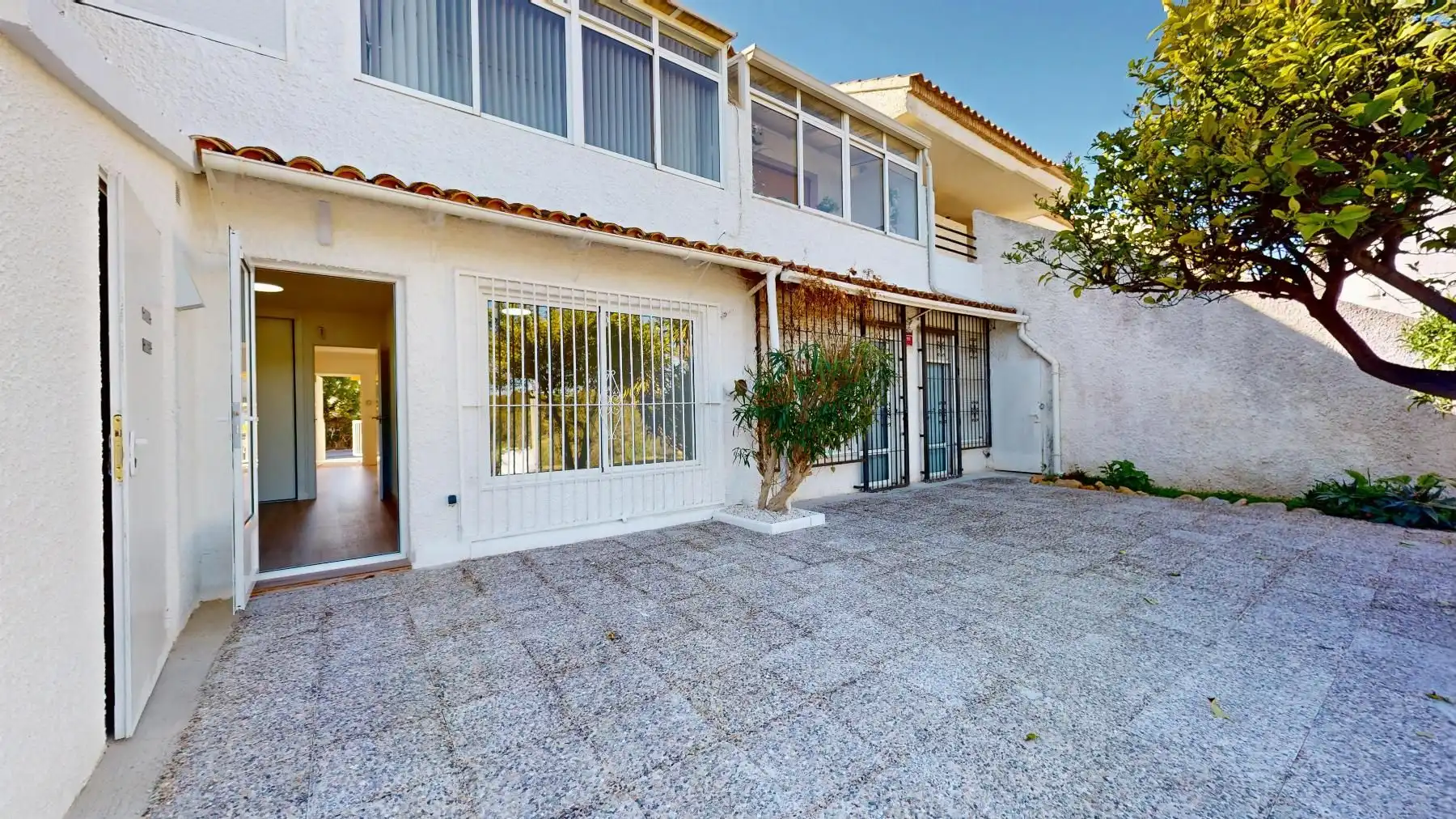 Bungalow zum Verkauf in Calle  Manuel de Falla, imagen 2