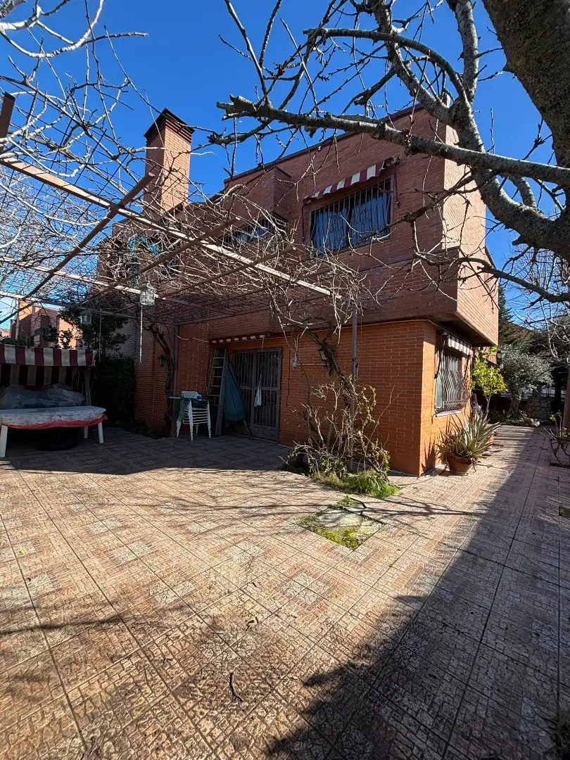 Jardí de Casa adosada en venda en Rivas-Vaciamadrid amb Calefacció, Jardí privat i Parquet