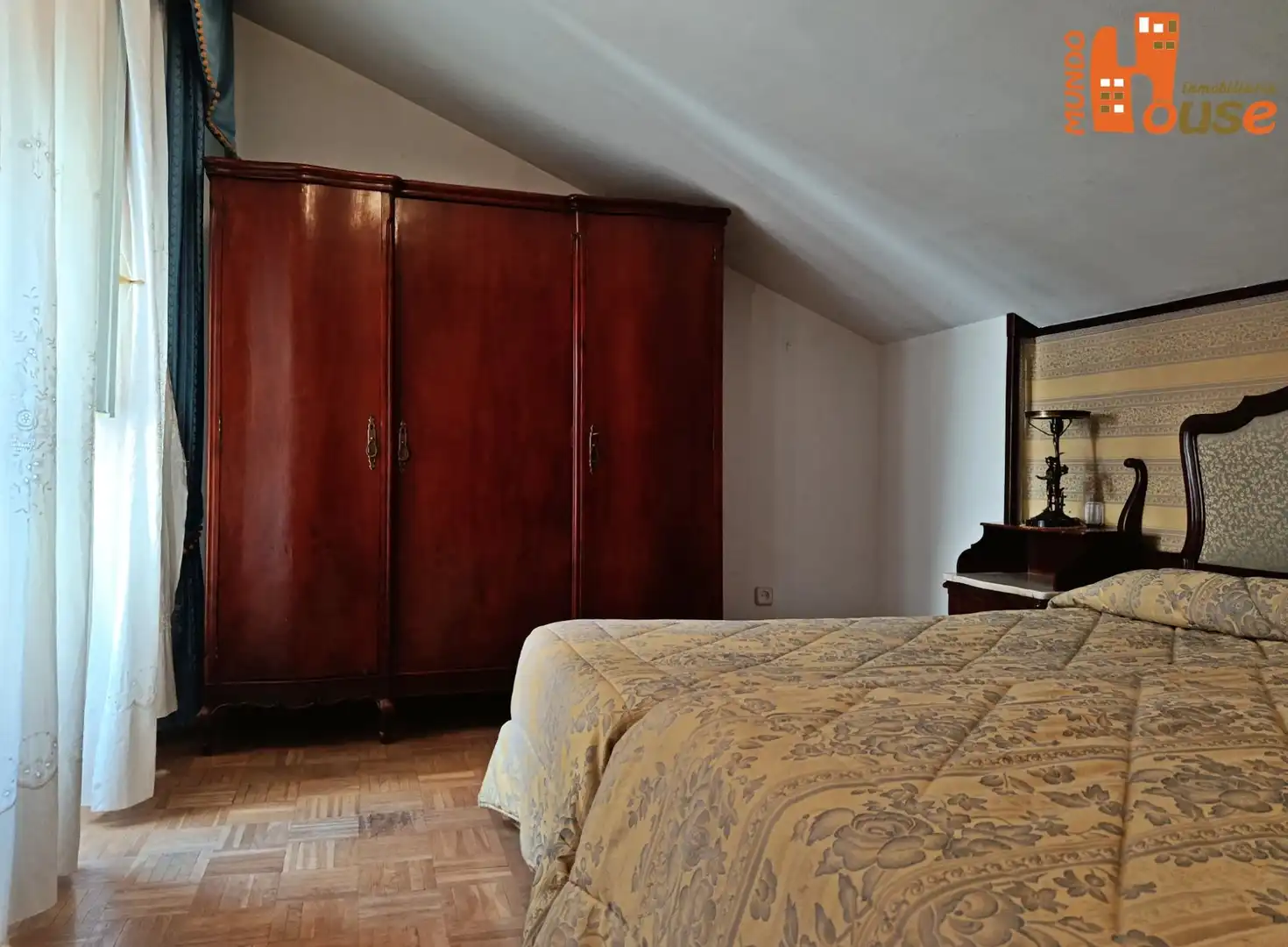 Bedroom of Flat for sale in Segovia  with Furnished