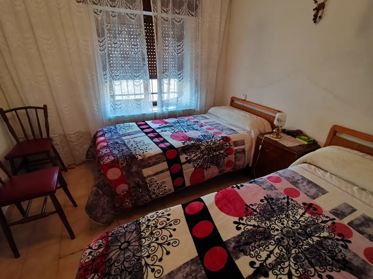 Dormitori de Casa o xalet en venda en Brahojos de Medina amb Calefacció, Jardí privat i Traster