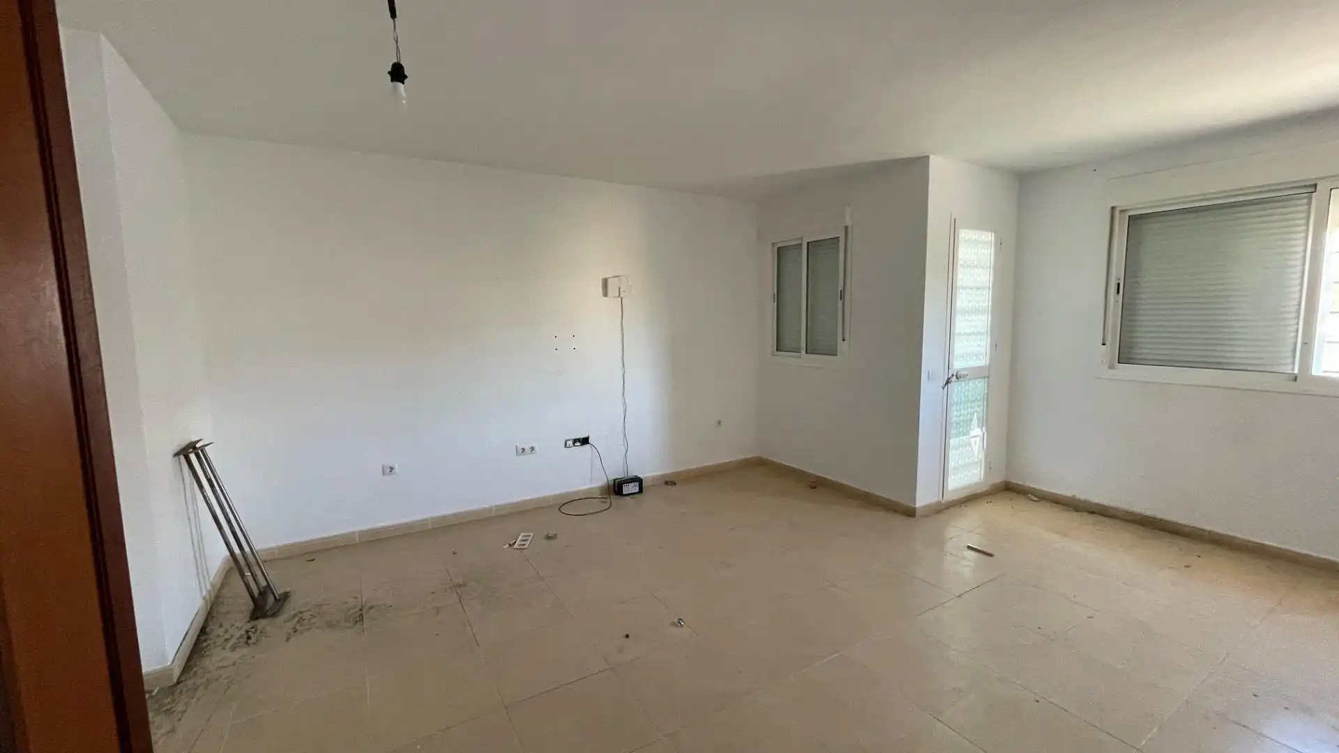 Wohnzimmer von Wohnung zum Verkauf in Bornos