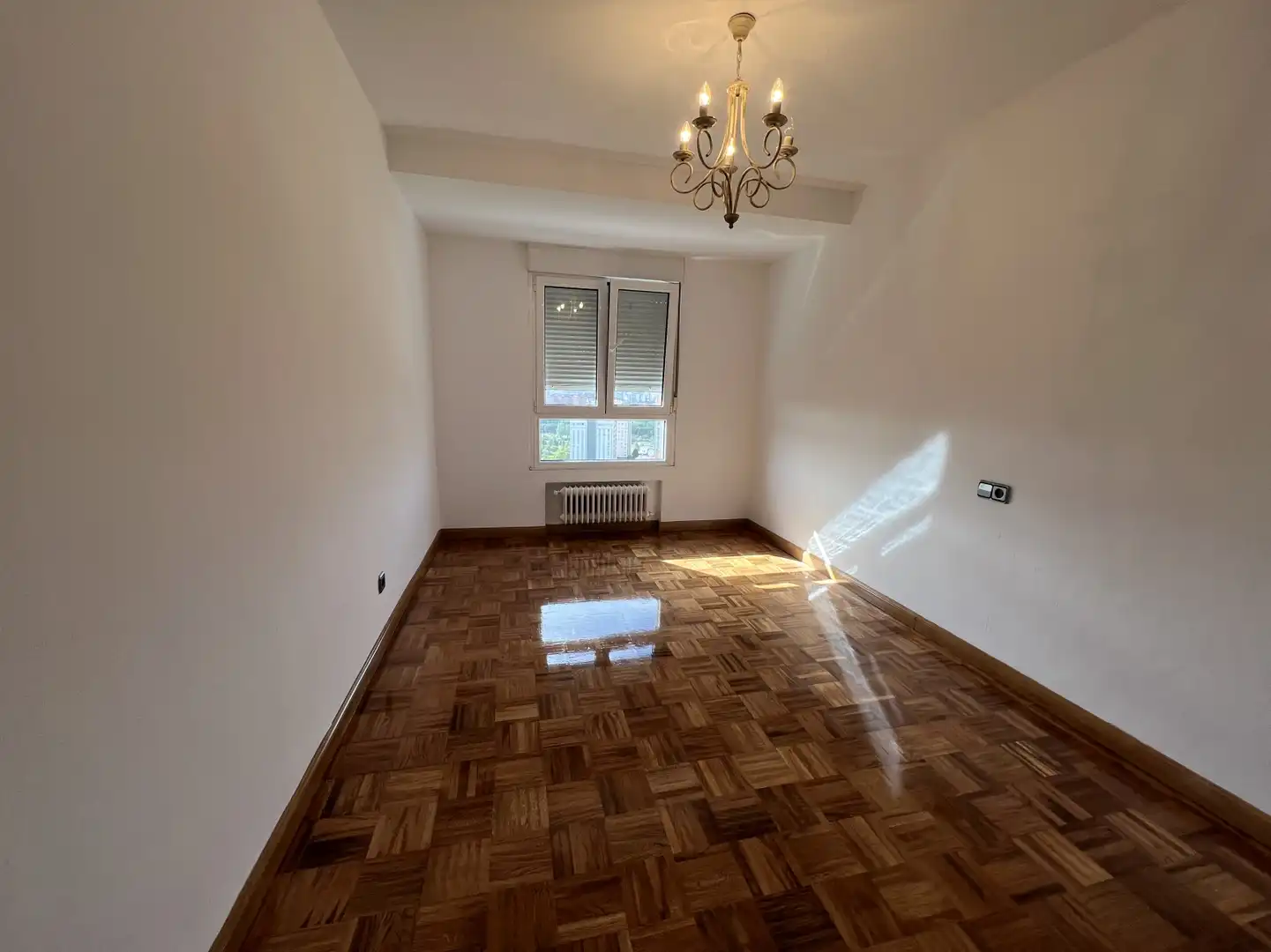 Dining room of Flat for rent in Gijón   with Heating and Parquet flooring