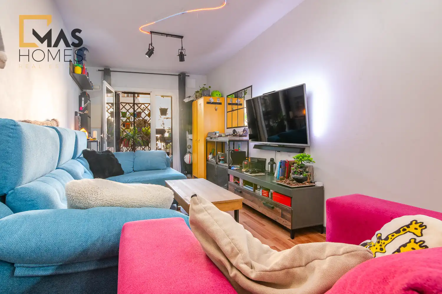 Wohnzimmer von Erdgeschoss zum Verkauf in Martorell mit Balkon