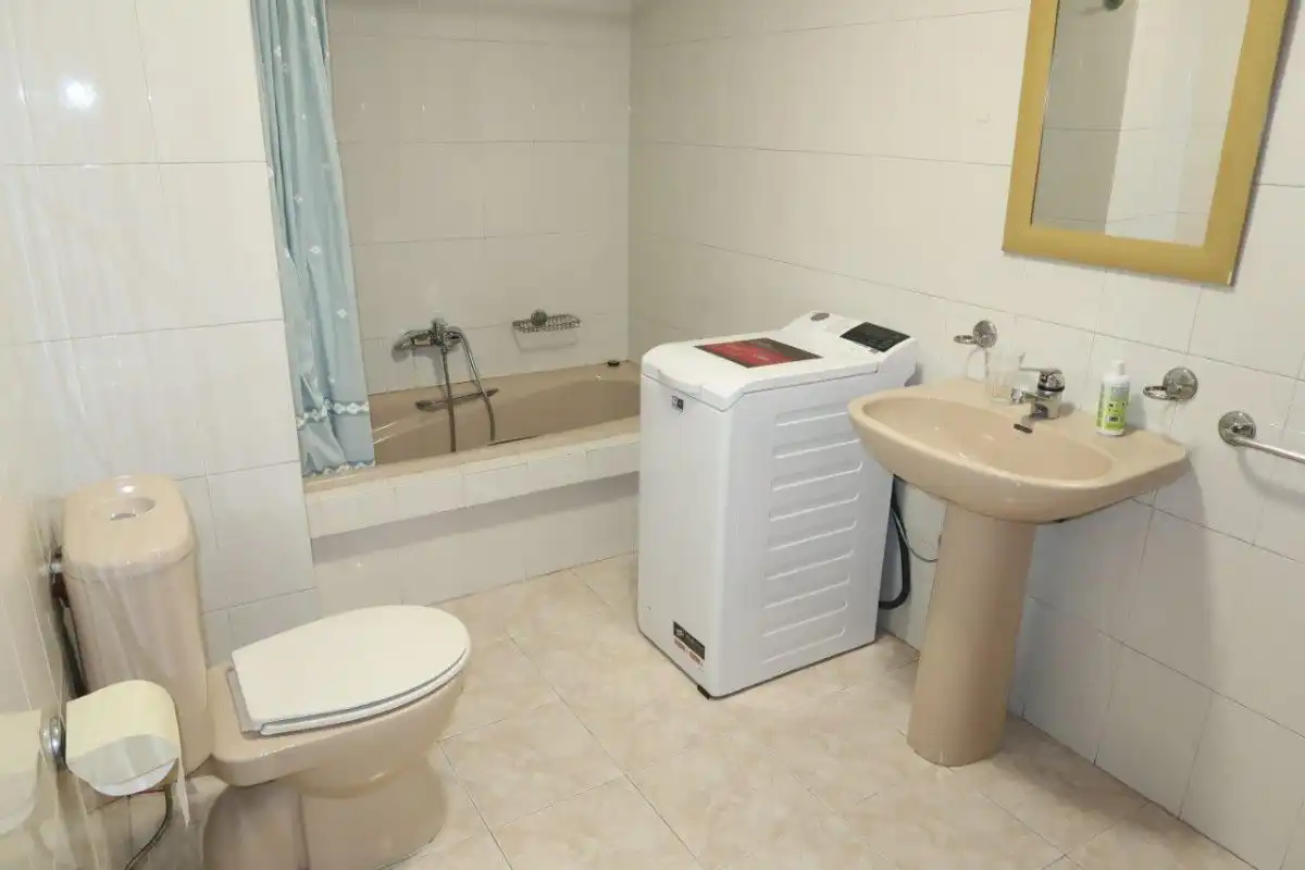 Wohnung zur Miete in Pasaje al Burgo, Eirís