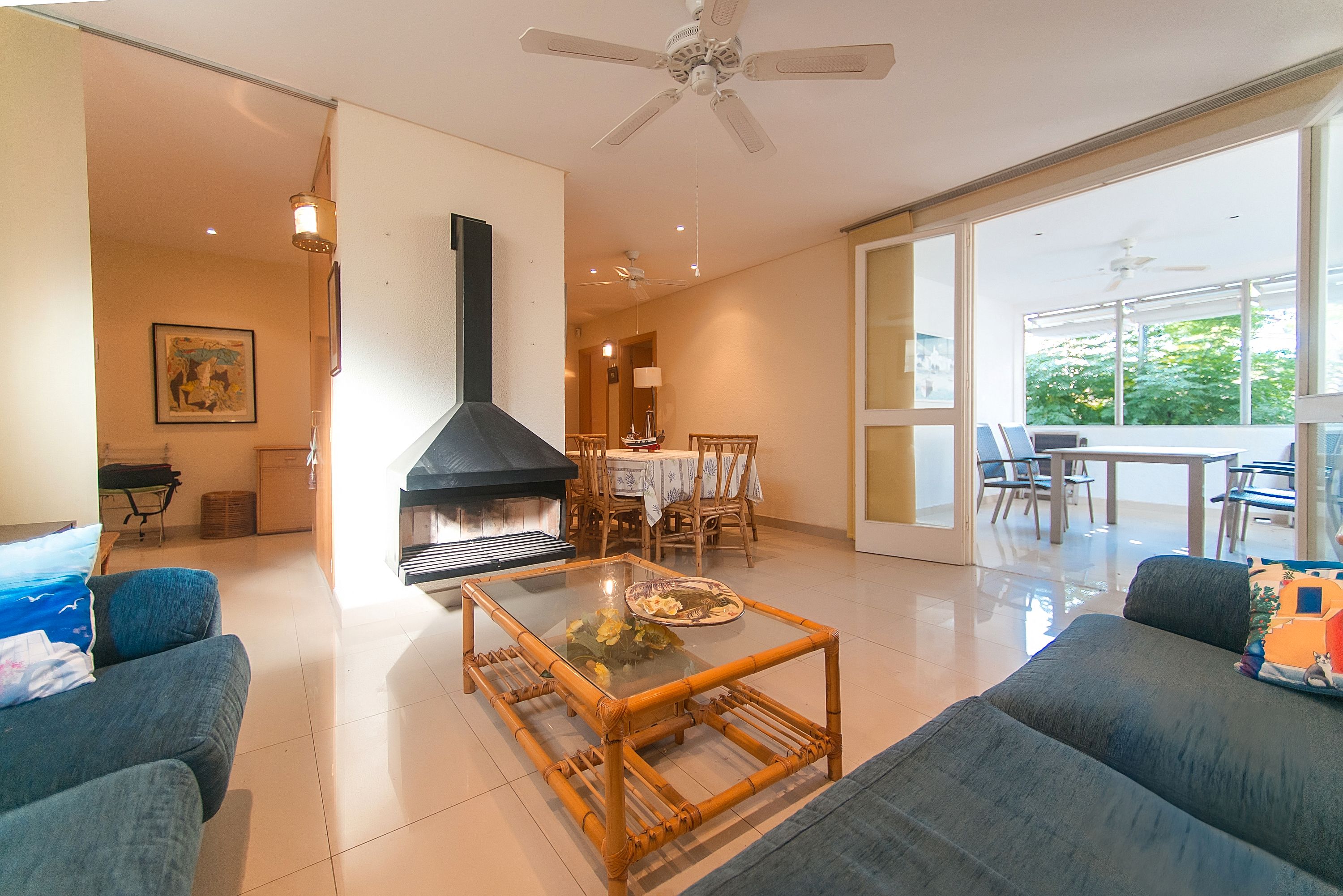 Living room of Apartment for sale in Castell-Platja d'Aro  with Air Conditioner, Terrace and Furnished