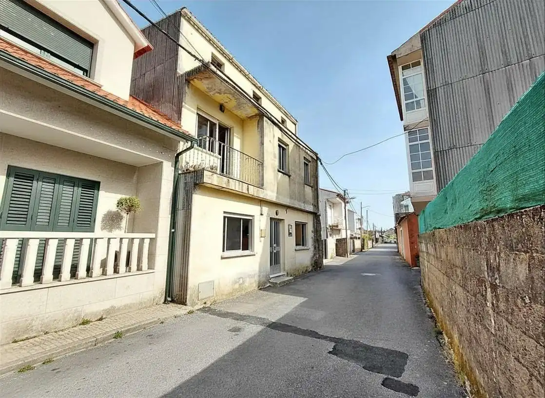 Außenansicht von Haus oder Chalet zum Verkauf in Cambados mit Terrasse und Balkon