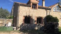 Vista exterior de Casa o xalet en venda en Turégano amb Aire condicionat i Terrassa