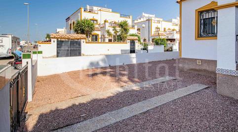 Foto 3 de Casa adosada en venda a Calle Limero, 195, Desamparados - Hurchillo - Torremendo, Alicante