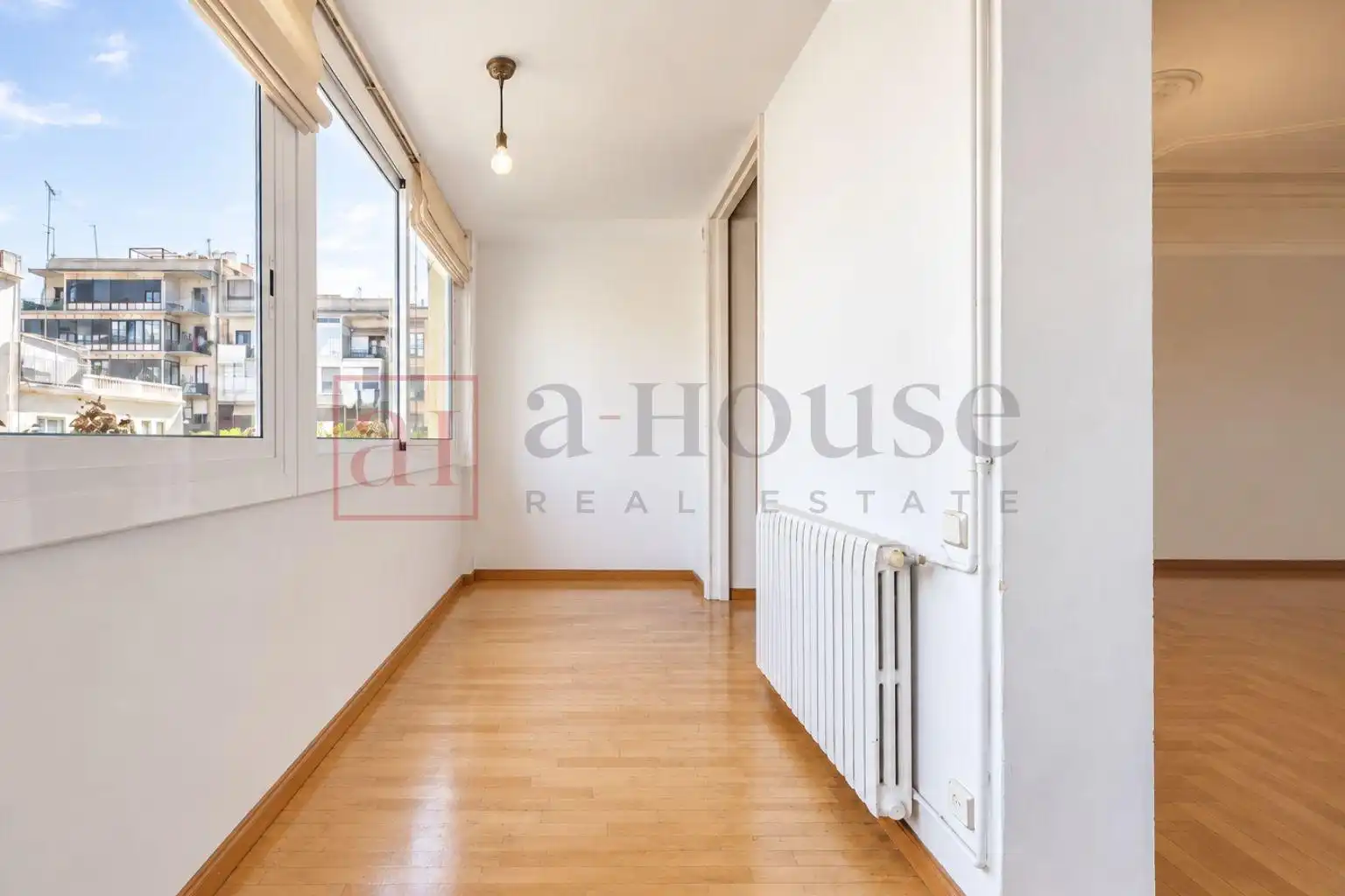 Appartamento con terrazza in vendita a Eixample