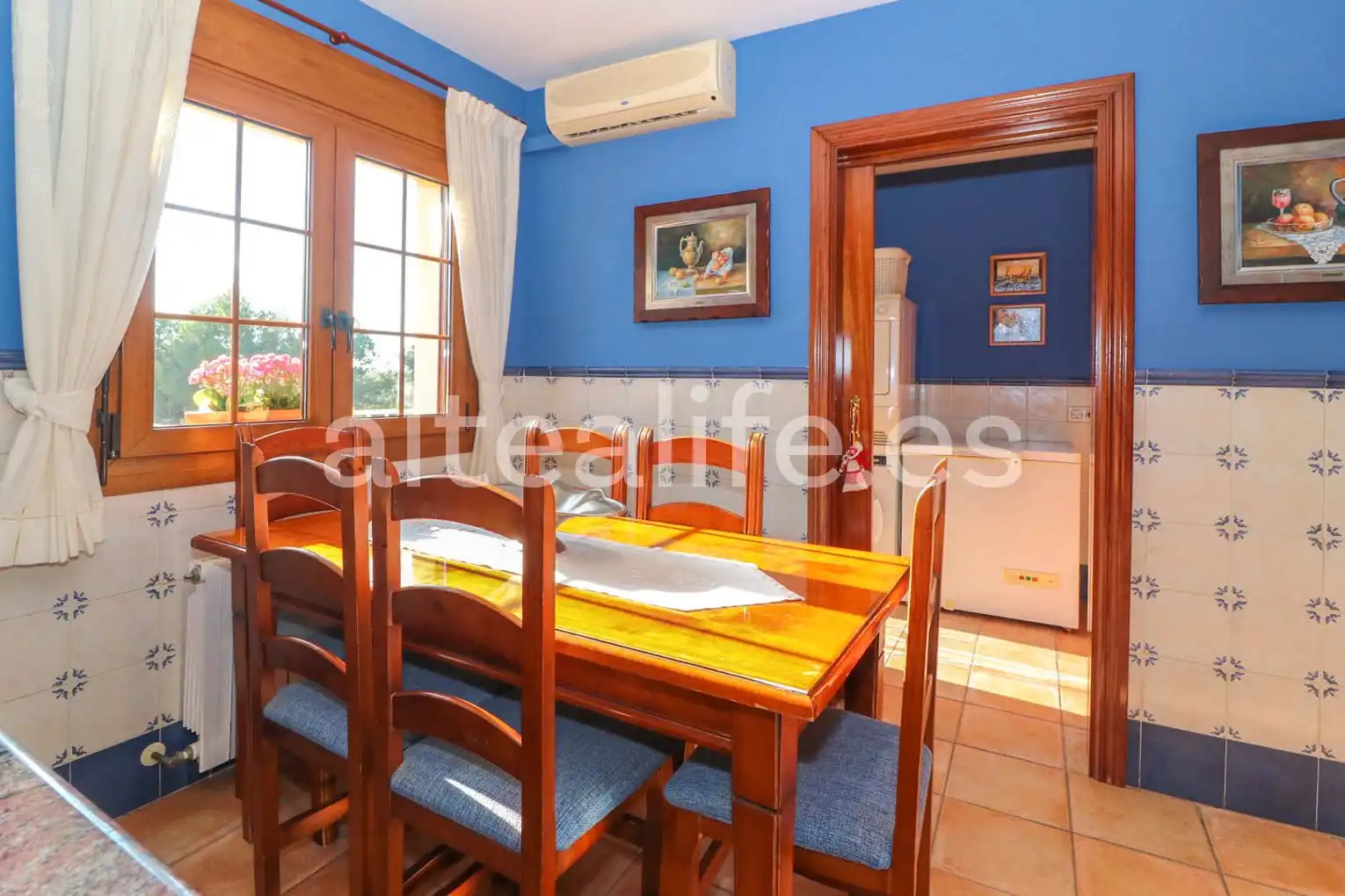 Comedor de Casa o chalet en venta en La Nucia con Aire acondicionado, Calefacción y Jardín privado