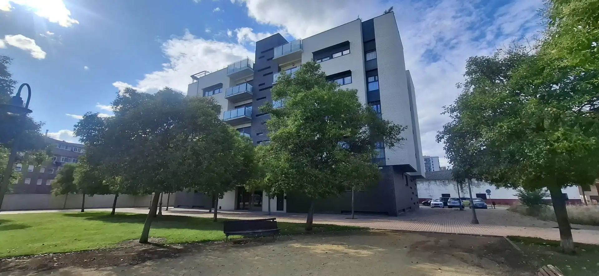 Vista exterior de Pis de lloguer en Talavera de la Reina amb Calefacció, Terrassa i Moblat