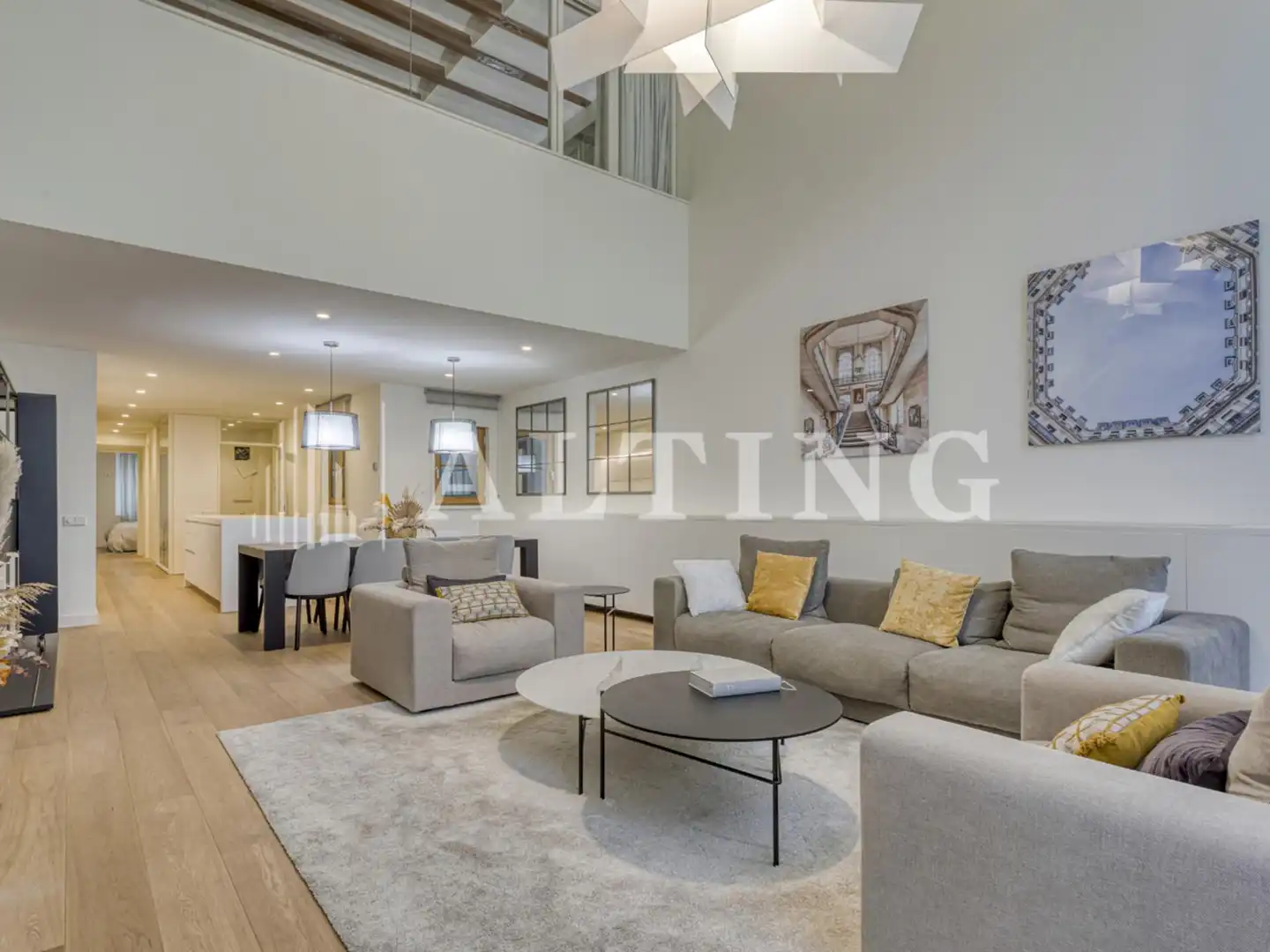 Appartamento con terrazza in vendita a Carrer Pau Claris, imagen 6