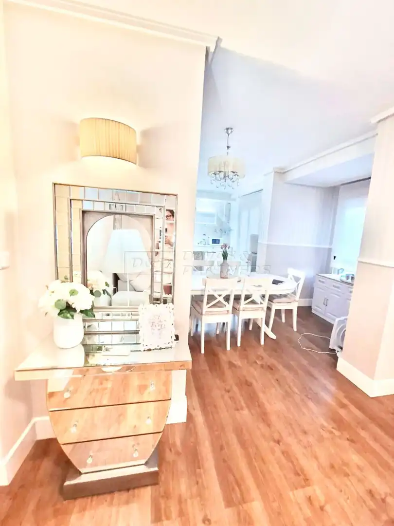 Apartament amb ascensor en venda a de la estacion 15
