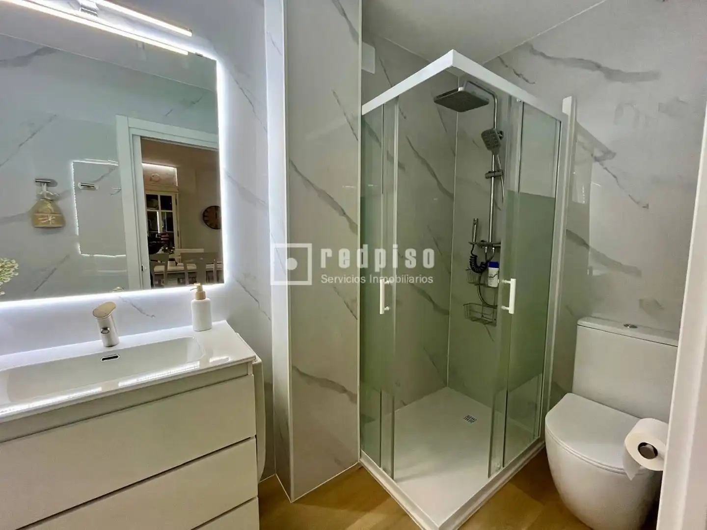 Badezimmer von Wohnung zur Miete in Armilla mit Klimaanlage, Heizung und Möbliert