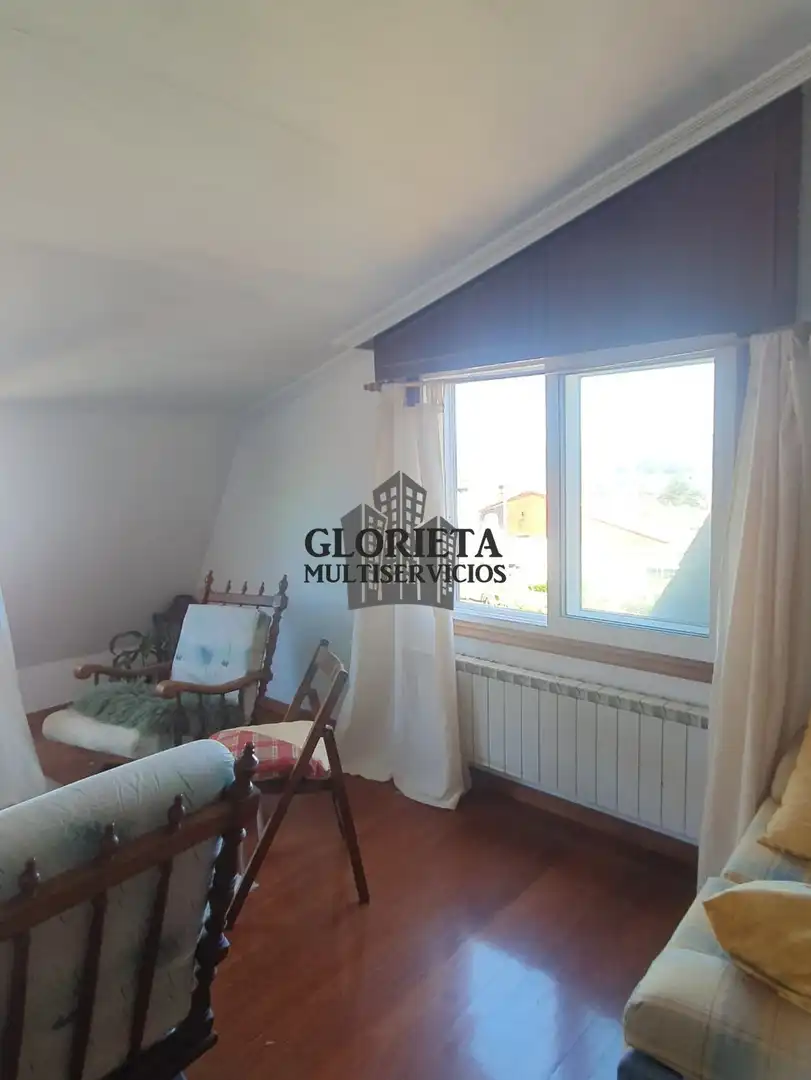 Bedroom of Houses for sale in Vigo   with Heating, Parquet flooring and Terrace
