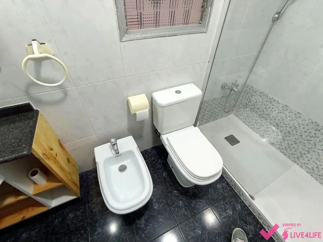 Badezimmer von Wohnung zur Miete in Valencia mit Terrasse und Möbliert