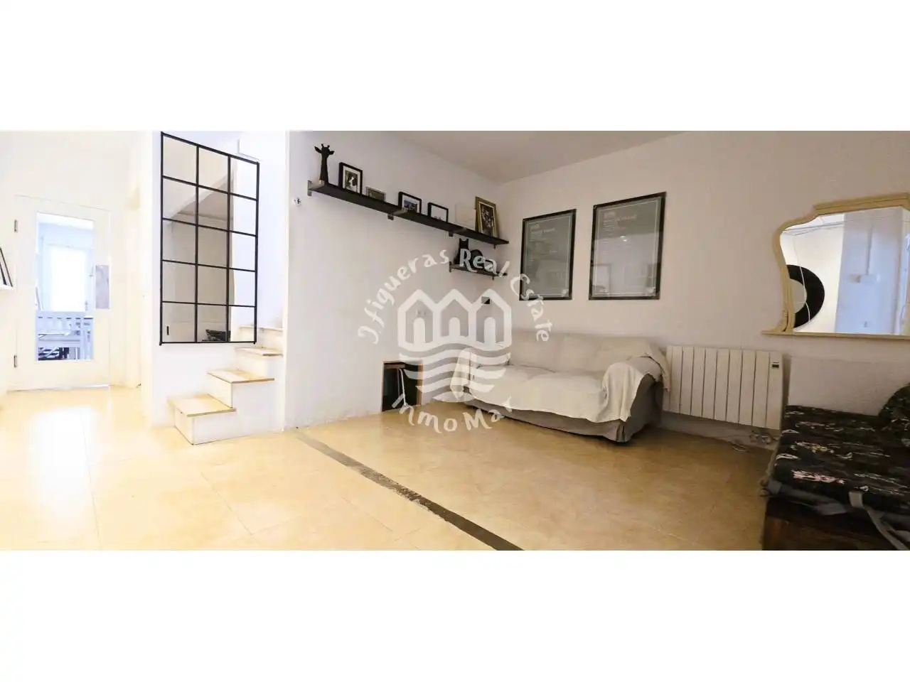 Living room of Flat for sale in Terrassa  with Air Conditioner, Heating and Storage room