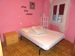 Bedroom of Flat to rent in Gijón   with Furnished and Washing machine