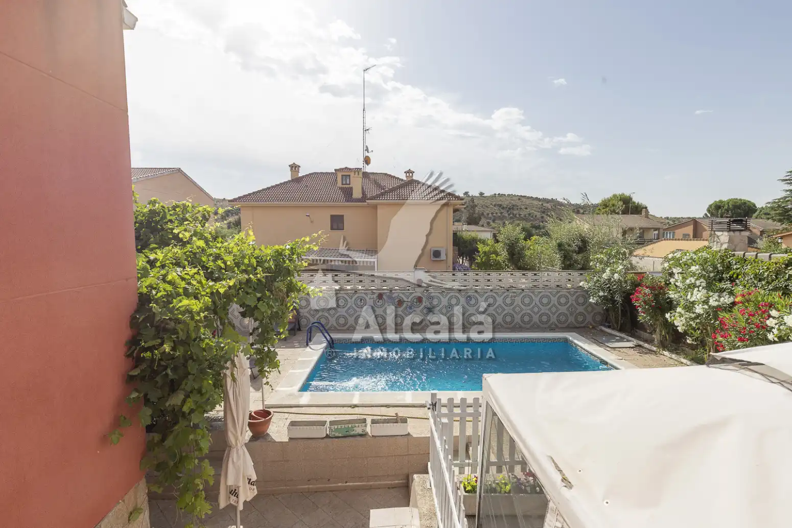 Swimming pool of Houses for sale in Camarma de Esteruelas  with Air Conditioner, Heating and Private garden