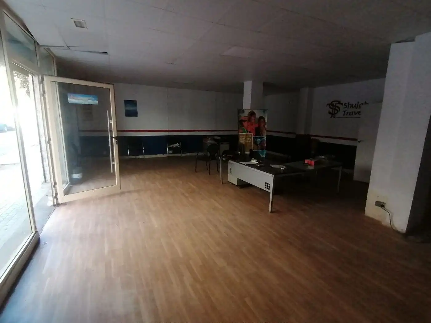 Local comercial en venda a Artigues - Llefià, imagen 5