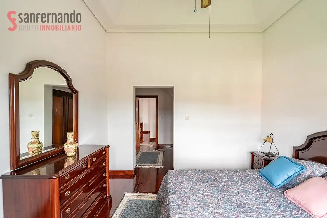 Habitación de Casa o chalet en venta en Penagos con Calefacción, Jardín privado y Parquet
