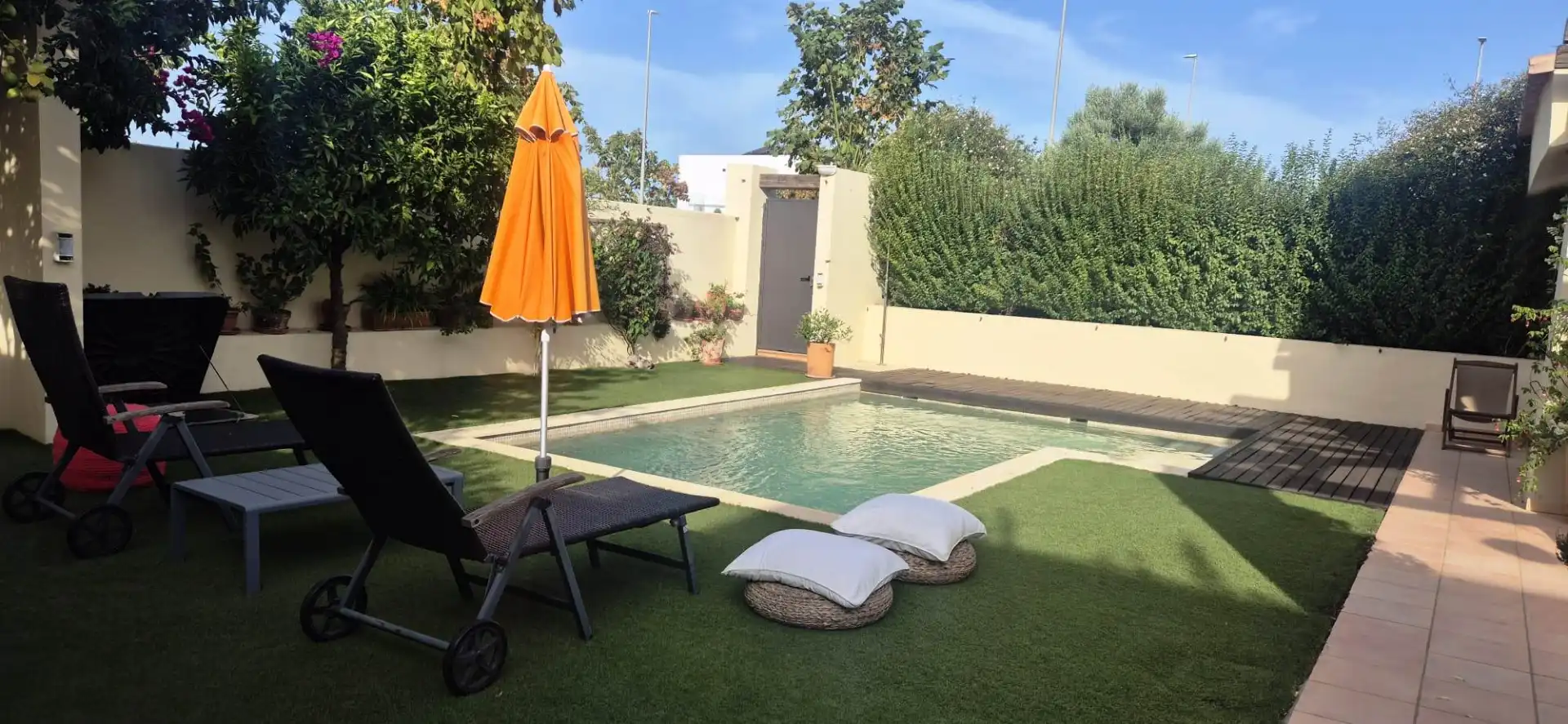 Piscina de Casa adosada en venta en Puerto Real con Aire acondicionado, Jardín privado y Parquet