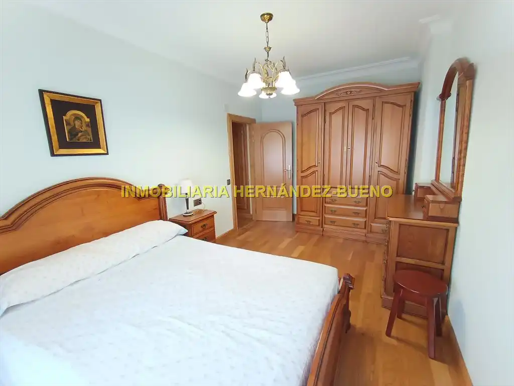Habitación de Piso de alquiler en Salamanca con Calefacción, Amueblado y Balcón