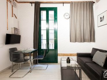 Apartment mit Balkon zum Verkauf in Carrer de Calders 2