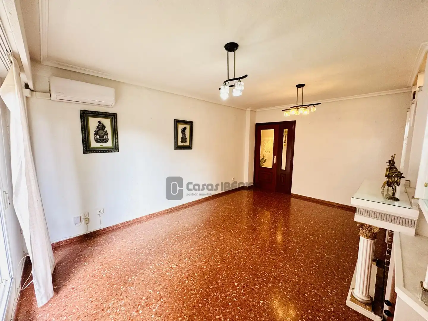 Piso con terraza en venta en Salvador Tusset, imagen 4