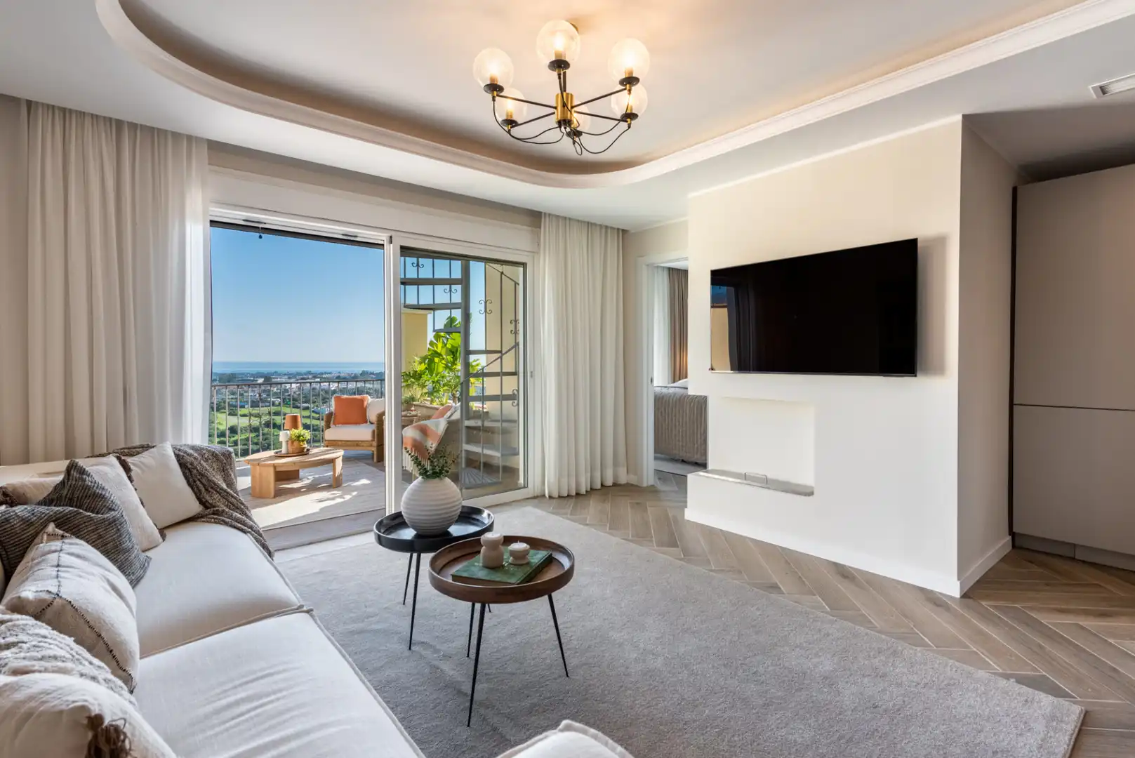 Penthouse with pool for sale in Marbella Centro, imagen 7