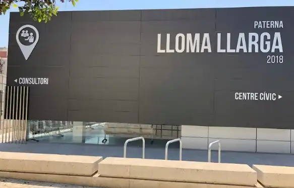 Vista exterior de Piso en venta en Paterna con Calefacción, Terraza y Trastero