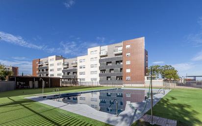 Vista exterior de Àtic en venda en Alhendín amb Aire condicionat, Terrassa i Balcó