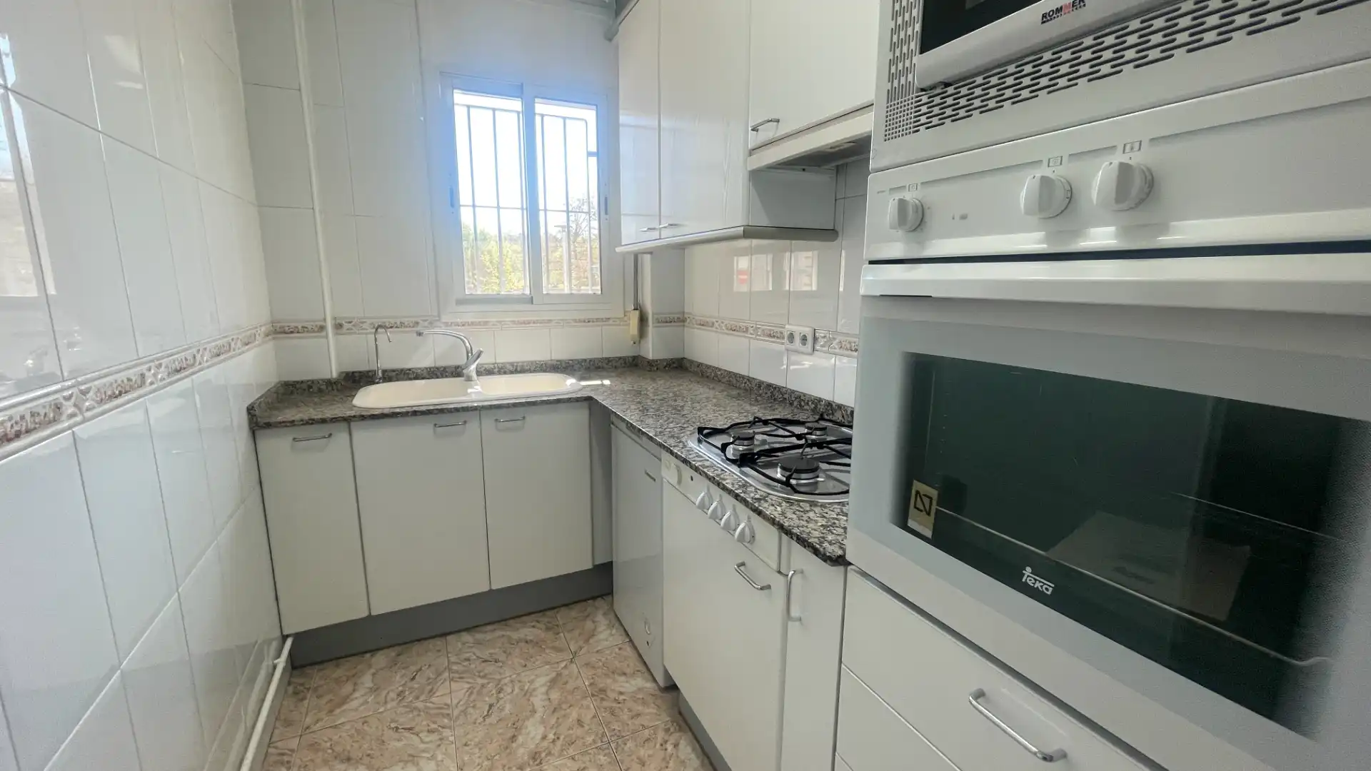 Wohnung mit Aufzug zum Verkauf in Carrer de Lavoisier, imagen 16