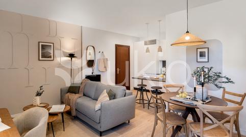Foto 2 de Apartamento de alquiler en Calle de Enrique Larreta, Castilla,  Madrid Capital