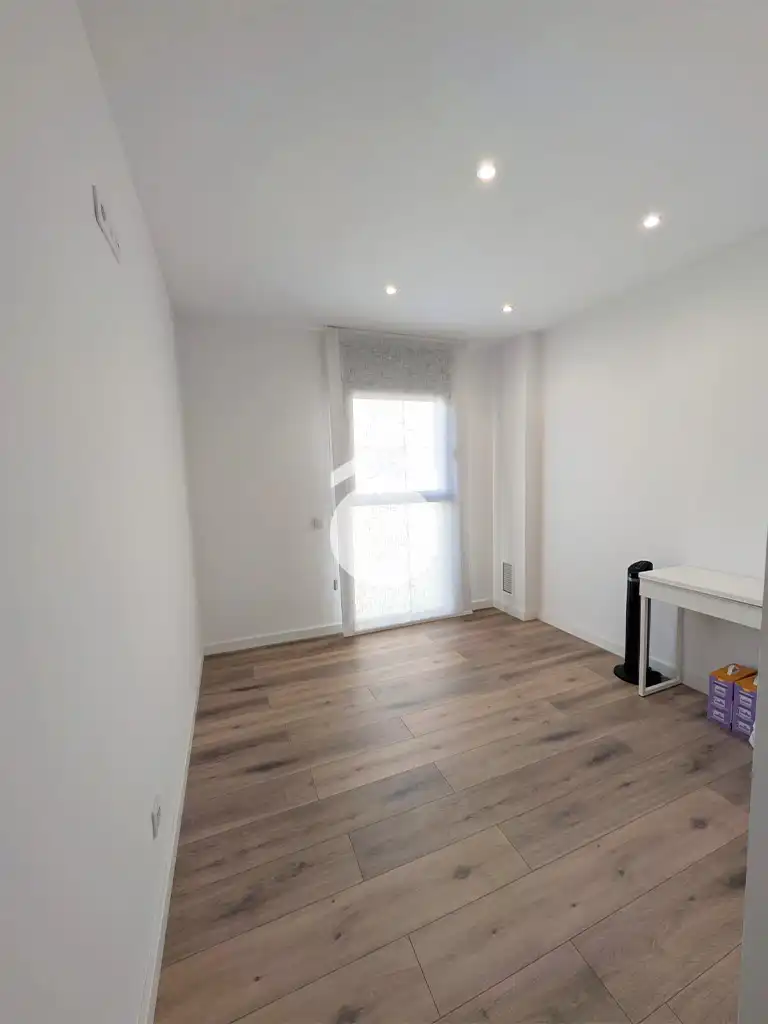 Habitación de Piso en venta en Mataró con Aire acondicionado, Calefacción y Balcón